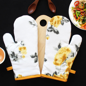 Cómodos guantes acolchados de algodón para horno para cocinar, hornear y manipular la cocina con estilo Fabricante indio - Product Image 4