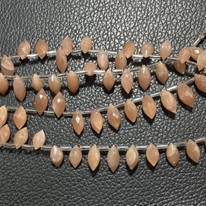 Cuentas de Briolette con forma de marquesa facetadas de piedra lunar de melocotón natural, piedras preciosas al por mayor para suministros de joyería - Product Image 4