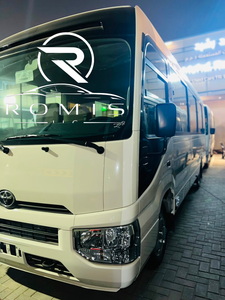 Toyota Coaster Bus 23 Posti, Furgone Diesel Euro IV, Fari Alogeni, Aria Condizionata Automatica, Pneumatici R16, Guida a Sinistra, Alluminio - Product Image 6