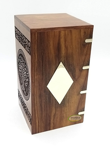 Suministros funerarios Shisham Urna de cremación para cenizas de adultos/Árbol de la vida con trabajo de esquina de latón/Caja de urna de madera de diseño funerario - Product Image 4