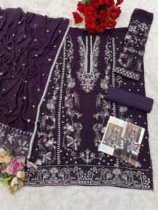 Offre Spéciale élégant costume pour femme en fausse georgette avec intérieur santoon terne pour une tenue de fête confortable disponible au meilleur prix - Product Image 5