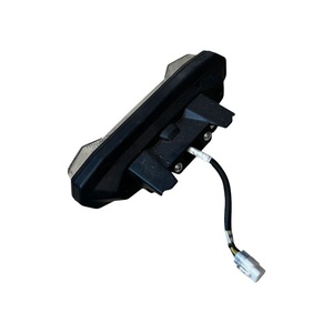 Feu arrière complet d'origine Yamaha 2PP847000000 pour Tracer 9 2020, 6000K, ambre, avec lentille transparente, position avant - Product Image 2