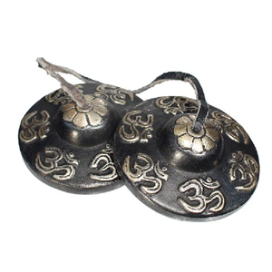 Meditación Mindfulness Metal Tingsha Bells Tingsha Cymbals Tibetano Símbolo de la suerte en relieve Meditación Yoga Bell Chimes Venta al por mayor - Product Image 1