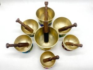 Cuencos Cantores Tradicionales del Himalaya, Instrumento para Yoga, Meditación, Terapia de Sanación, Sonido Profundo y Resonante, Artesanía de Metal Martillado a Mano - Product Image 3