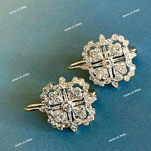 ต่างหูเงินลายดอกไม้สไตล์วินเทจ ประดับเพชรโมอิสซาไนต์ระยิบระยับ ดีไซน์หรูหราสไตล์เรโทร สำหรับผู้หญิงในโอกาสพิเศษ - Product Image 3