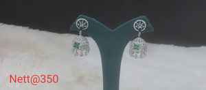 Impresionante juego de pendientes de latón de diseñador para mujer estilo de fiesta de moda con diamantes americanos brillantes regalo perfecto para ella - Product Image 2