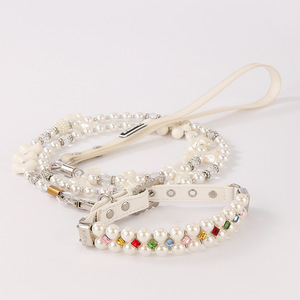 Conjunto de Correa y <span class=keywords><strong>collar</strong></span> de perlas de lujo para mascotas | <span class=keywords><strong>Collar</strong></span> ajustable de cuero PU para perros y gatos con diamantes de imitación | Joyería elegante para mascotas <span class=keywords><strong>2026</strong></span> - Product Image 2