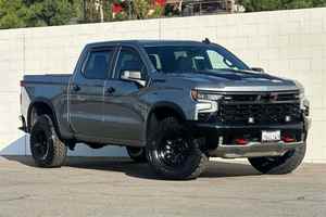 เชฟโรเลต ซิลเวอราโด 1500 ZR2 ครูว์แค็บ ขับเคลื่อน 4 ล้อ พวงมาลัยซ้าย เบาะหนัง กล้องมองหลัง ปี 2024 - Product Image 6