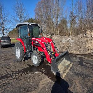 Venta al por mayor Massey Ferguson 1835M Tractor sobre orugas caja de cambios de motor de calidad superior fuerte duradero Tractor de granja entrega rápida perfecta - Product Image 6