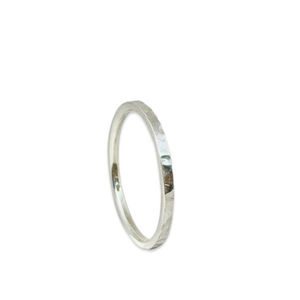 Bagues martelées personnalisées de haute qualité à la mode Bagues épaisses simples à la mode Bijoux maigres de Bohème en argent très vendus - Product Image 1