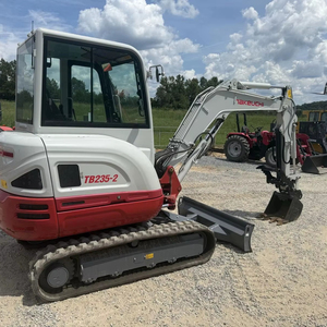Takuchi รถขุด TB235-2ที่มีเครื่องยนต์ yanmar ประสิทธิภาพสูงและส่วนประกอบหลัก PLC สำหรับโครงการในเมืองและไซต์งานที่แน่นหนา - Product Image 4