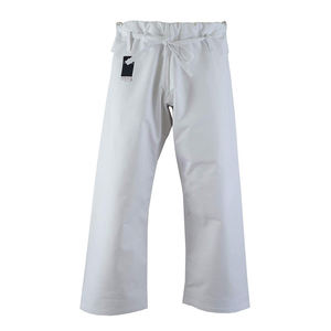 Uniformes de Karate con Logotipo Personalizado a Precio de Mayoreo, Karate Gi, Traje de Karate, Ropa de Artes Marciales de Combate, Hecho en Pakistán - Product Image 2