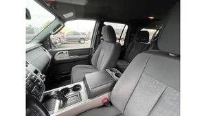 SUV 2022 Édition Limitée Transmission Automatique 360° Sièges en Cuir Toit Ouvrant Panoramique Feux Diurnes LED 4x4 Voiture d'Occasion - Product Image 2