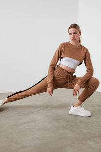 Survêtements pour femmes Concevez votre propre survêtement 2021 Design personnalisé Sports Hommes et femmes Survêtements - Product Image 2