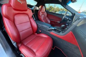 Chevrolet Corvette Convertible Usado Limpio, Año 2013 - Product Image 5