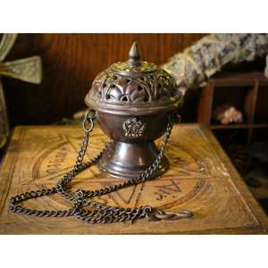 Quemador de incienso de latón hecho a mano de diseño superior con elegante tapa de Color dorado, accesorio de mesa de temporada de primavera para meditación - Product Image 5