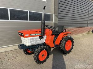Precio de fábrica Kubota B1600 Mini Tractor Venta caliente Mejor calidad Tractor diésel compacto Oferta al por mayor - Product Image 6
