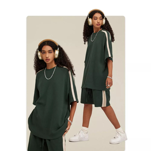 Pantalones cortos holgados de contraste de gofres unisex, conjunto deportivo, Camiseta de cuello redondo y Media manga, 95% algodón, 5% spandex, 250gsm - Product Image 6