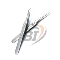 Pince à cils à 45 degrés avec logo personnalisé, pince à épiler d'extension de cils en acier inoxydable avec impression de cœur, isolation de fibres pointues