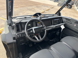 Ventes aux enchères 2026 Can-Am Defender X MR HD11 avec demi-portes – Nouveaux véhicules utilitaires - Product Image 5
