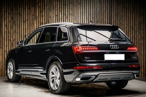 ใช้ lhd/rhd 2023 Audi Q7 3.0 50 TDI S line