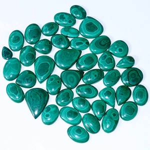 หินอัญมณีทรงหลังเบี้ยมาลาไคต์ธรรมชาติหินควอตซ์สวยงามสำหรับทำเครื่องประดับอัญมณีหลวม - Product Image 1