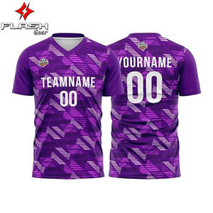 Maillot de football en polyester léger et respirant personnalisé, design par sublimation pour équipes et joueurs, chemises pour football - Product Image 1