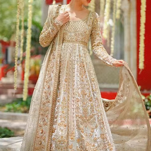 MAGNIFIQUE ROBE DE MARIÉE INDIENNE & ROBE DUPATTA-ornée de perles de verre en cristal, pierre, FULL OF DABKA work for Wedding = 2024 - Product Image 1