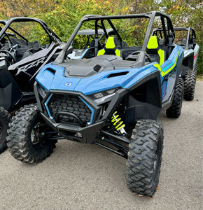 Venta en Subasta 2025: Polaris RZR PRO XP Premium, Vehículos Utilitarios Nuevos - Product Image 1