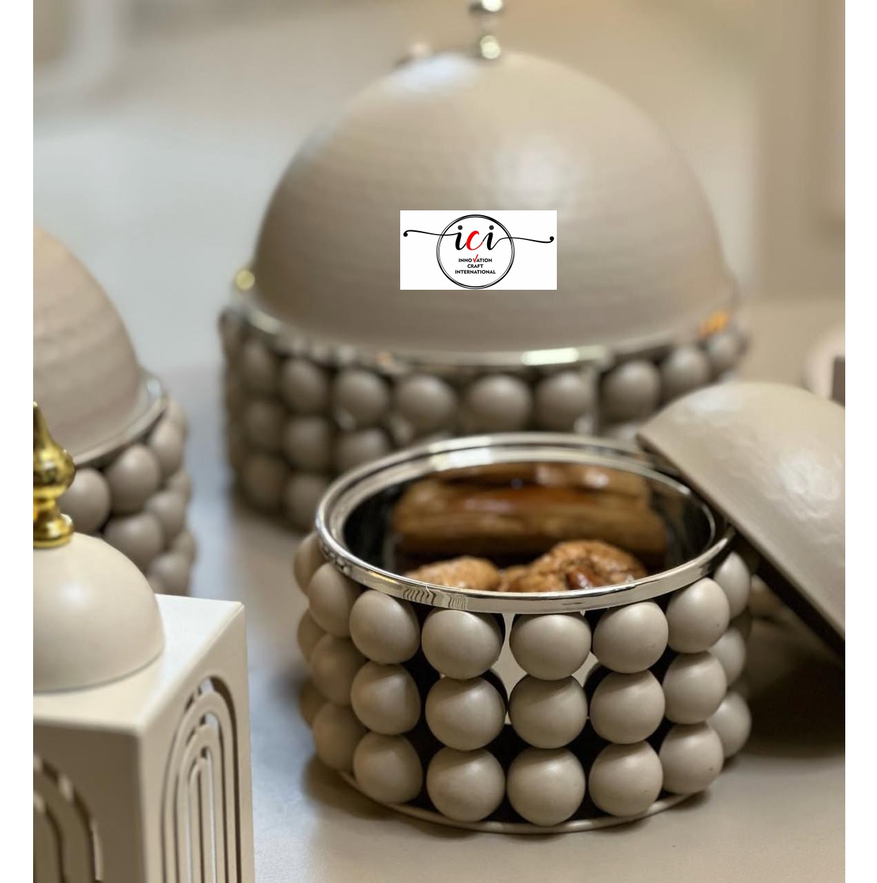 ตามที่แสดง