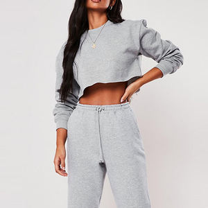 Survêtement de gymnastique à manches longues pour femmes, haut court, sweat-shirt à capuche court avec logo personnalisé, nouvel arrivage - Product Image 1