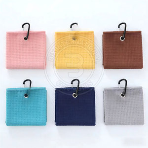 Toalla de golf de alto rendimiento que absorbe el agua, ideal para todo tipo de clima y práctica diaria. - Product Image 6