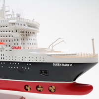 C028 - OMH Handgefertigtes Bemaltes Zedernholz-Modellschiff Queen Mary 2 Sammlerstück Tischdekoration Geschenk 101,6Lx14Bx33H cm