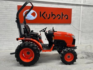 Nouveau moteur Kubota B2231, boîte de vitesses, pompe, roulement, garantie de 2 ans, origine Royaume-Uni, en stock, prêt à être expédié chez Clarkes of Roscommon - Product Image 4