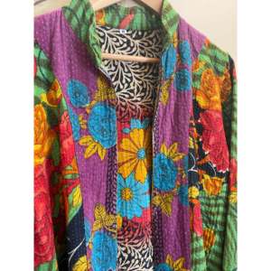 Chaqueta Vintage de Cuero Kantha para Mujer, Talla XL, Estilo Boho, Blazer Reversible con Parches y Logotipo Personalizado para Primavera y Otoño - Product Image 1