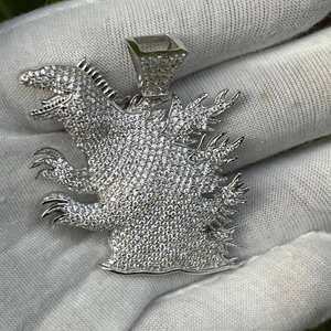 จี้รูปมอนสเตอร์ก็อดซิลล่าสุดหรู ประดับเพชรโมอิสซาไนต์ VVS1 ชุบทองคำขาว 18K เงินสเตอร์ลิง ดีไซน์ฮิปฮอป - Product Image 1