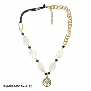 Collar con Colgante de Madreperla y Árbol de la Vida, Cadena de Eslabones Dorados Asimétricos y Cordón Negro, Joyería Boho Hecha a Mano para Mujer - Product Image 5