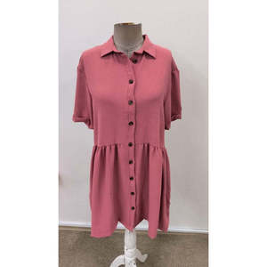 Vestido Mini Arrugado con Cuello y Botones Delanteros de Manga Corta para Mujer de Jane's - Ropa de Verano Informal de Corte Relajado, Modelo 31541 - Product Image 4