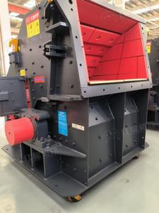 Venta de fábrica Trituradora de piedra Trituradora de impacto Trituradora deflectora Nuevo Material de alta resistencia al desgaste Excelente efecto de trituración - Product Image 6