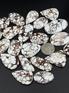 AAA + alta calidad 100% turquesa Natural piedras preciosas sueltas tamaño mixto cabujón de caballo salvaje para la fabricación de joyas lote de piedras preciosas - Product Image 4