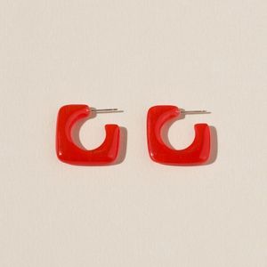 Boucles d'oreilles en résine de luxe pour femmes, bijoux à la mode, boucles d'oreilles en résine de couleur rouge pour femmes, meilleure qualité à prix avantageux, artisanat en résine - Product Image 3