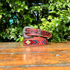 เข็มขัดหนังแท้สไตล์คาวบอยแบบคลาสสิก ดีไซน์ใหม่ พร้อมลวดลายม้าปักมือประดับลูกปัด และหัวเข็มขัดหนัก ขนาด 40 มม. - Product Image 3