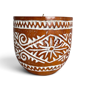 Bougie d'aromathérapie en cire d'abeille avec détails blancs sculptés à la main, style rustique, haute qualité pour une décoration intérieure chaleureuse - Product Image 3