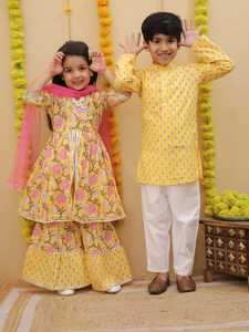 Último diseño Simple y hermoso estampado Floral algodón Kurta algodón Pijama conjunto manga larga vestido indio largo para niños - Product Image 5