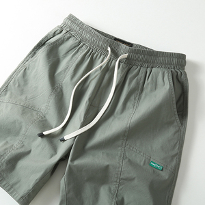 Vente en gros OEM short d'été personnalisé pour hommes short de sport en nylon et polyester avec taille élastique motif solide - Product Image 2