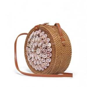 กระเป๋าหวายทำมือพร้อมเชือกปิด ดีไซน์มุก สำหรับสไตล์แฟชั่นธรรมชาติและใช้ในชีวิตประจำวัน จากเวียดนาม - Product Image 5