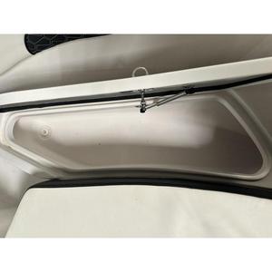 Repuestos y Accesorios para Barcos con Consola Central Tidewater 232SS 2024 - Product Image 6