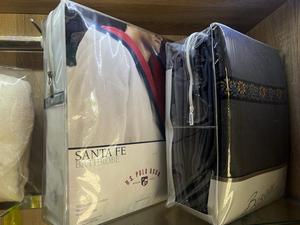 Sac de rangement transparent en plastique avec fermeture éclair, imprimé sur mesure, pour vêtements, idéal pour l'emballage de détail - Product Image 2