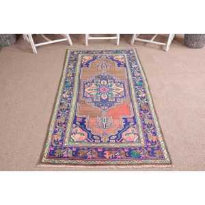 Alfombra Turca Tradicional de Lana de 3.3x6.7 pies con Diseño de Parches a Rayas Azules y Base de Látex - Product Image 1