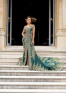2025 @ Beau caftan de mariage vert avec robe de sentier ornée de perles de verre de cristal perles de pierres et travail à la main Dabka zari - Product Image 3